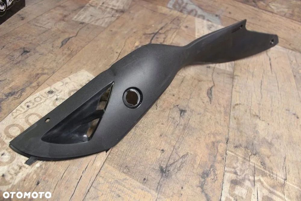 WYPEŁNIENIE OSŁONA APRILIA RSV1000 04-08r. - 3