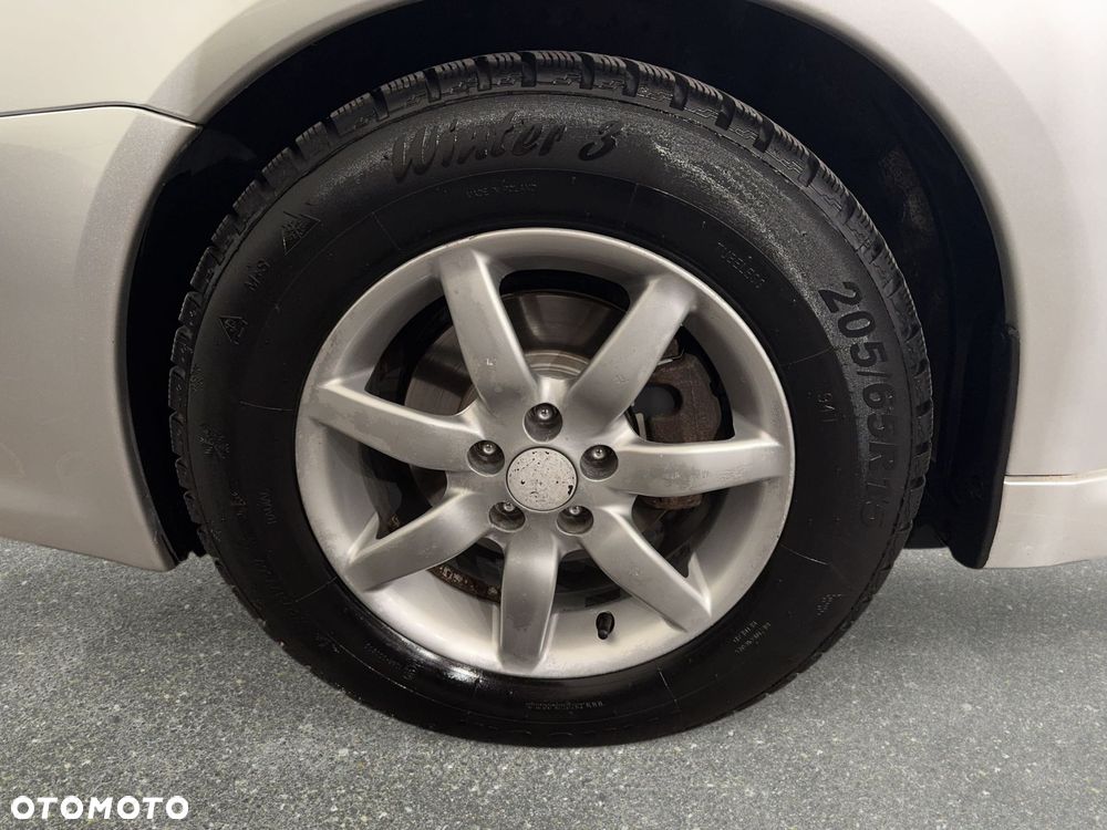 Subaru Legacy - 10