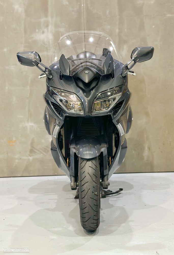 Yamaha FJR 1300 - 6