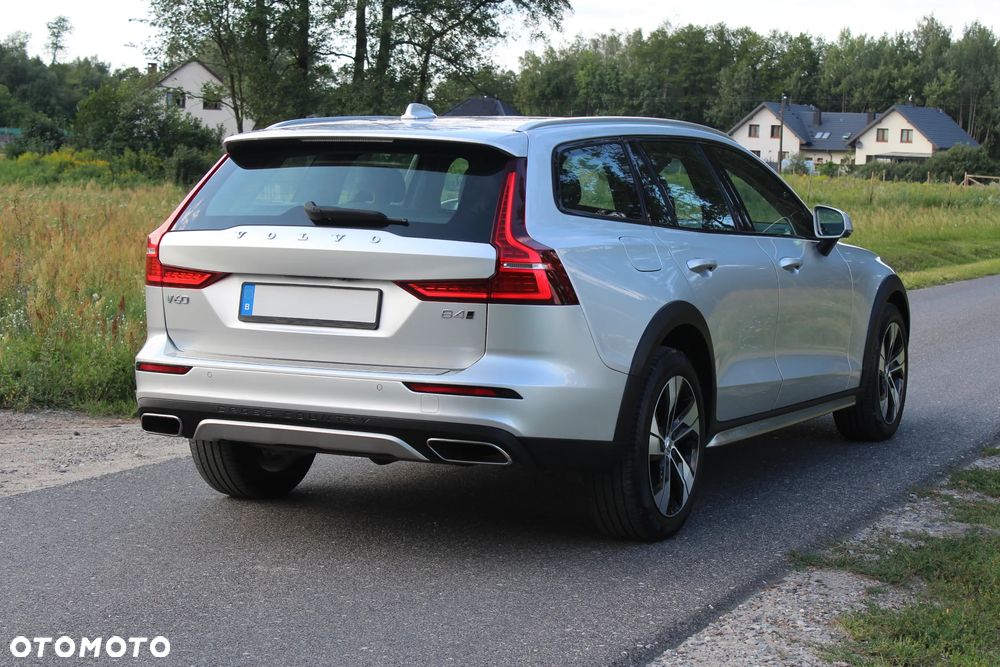 Volvo V60 Cross Country B4 D AWD Geartronic Pro - 7