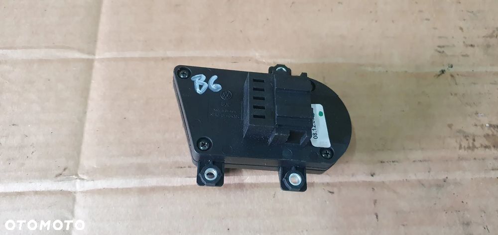 Panel przełącznik regulacji fotela kierowcy lewy VW Passat B6 3C0959777 - 4