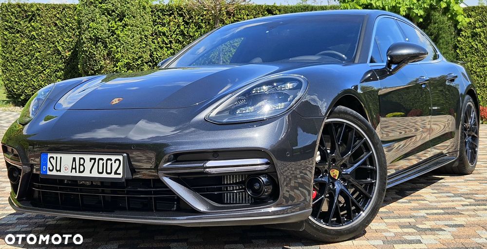 Porsche Panamera Turbo - 11
