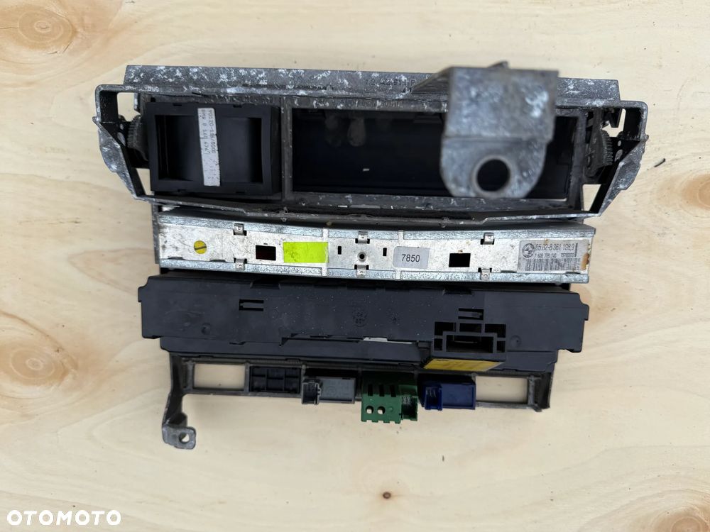 BMW E38 RADIO PANEL STEROWANIA KLIMATYZACJI KLIMATRONIK RAMKA RADIA DEKOR DREWNO OSŁONA 8361128 - 7