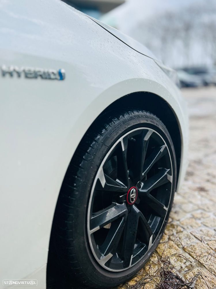 Toyota Corolla 1.8 Hybrid GR-Sport - 2