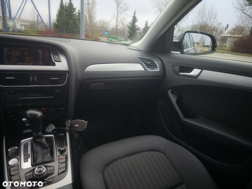 Audi A4 Avant - 16