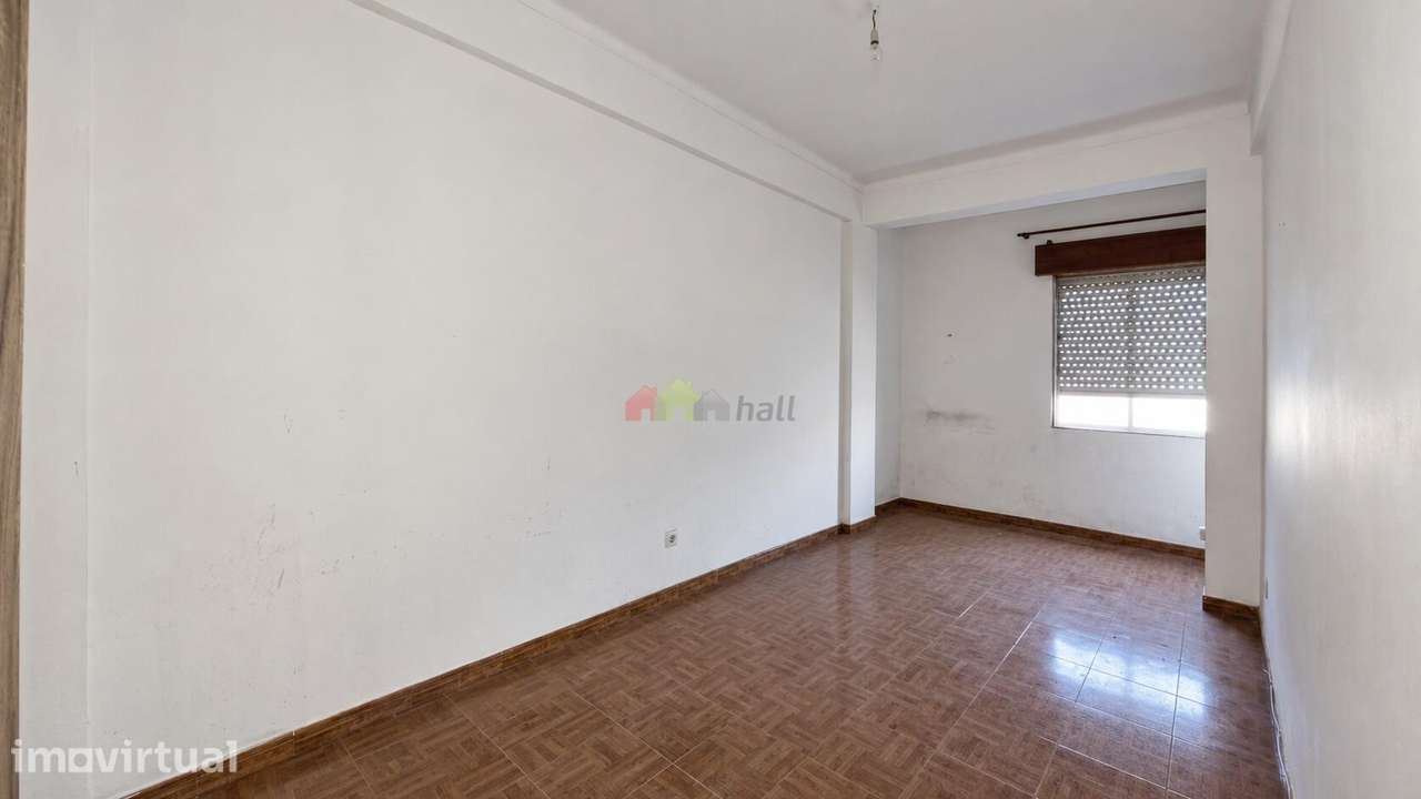 Apartamento T2 Totalmente Remodelado, Setúbal - Grande imagem: 4/7