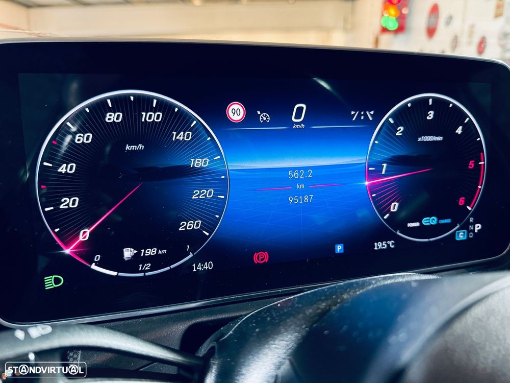 Mercedes-Benz C 300 d AMG Line - 30