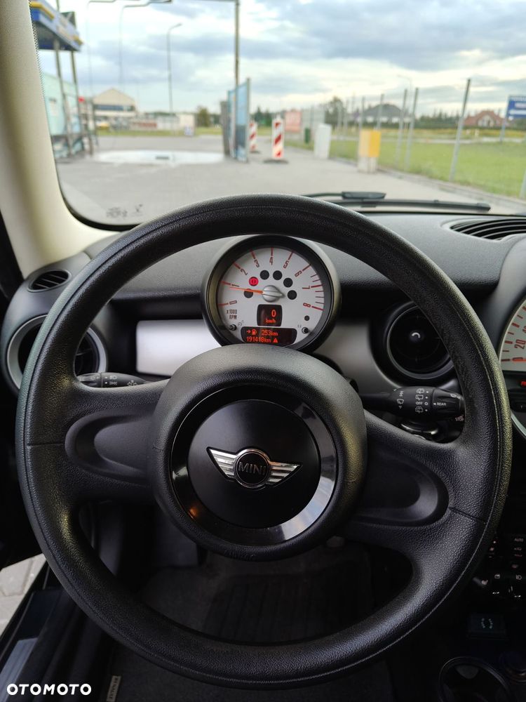 MINI ONE Standard - 10