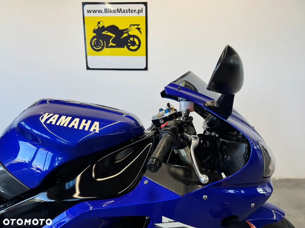 Yamaha YZF - 10