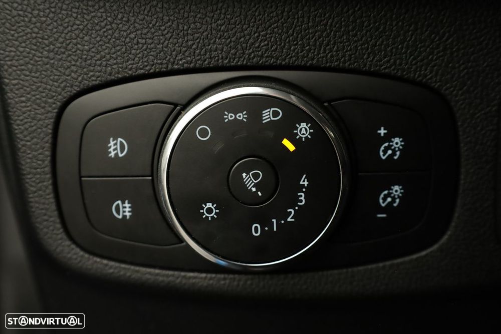 Ford Focus SW 1.0 EcoBoost MHEV ST-Line X Aut. - 19