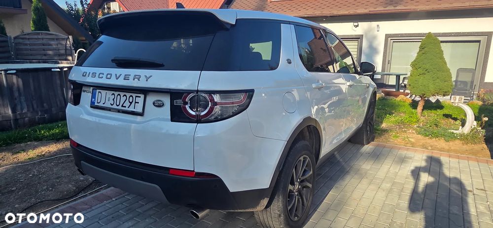 Land Rover Discovery Sport 2015 photo 3