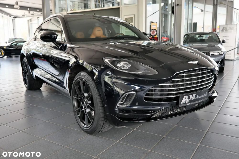 Aston Martin DBX Standard - 12