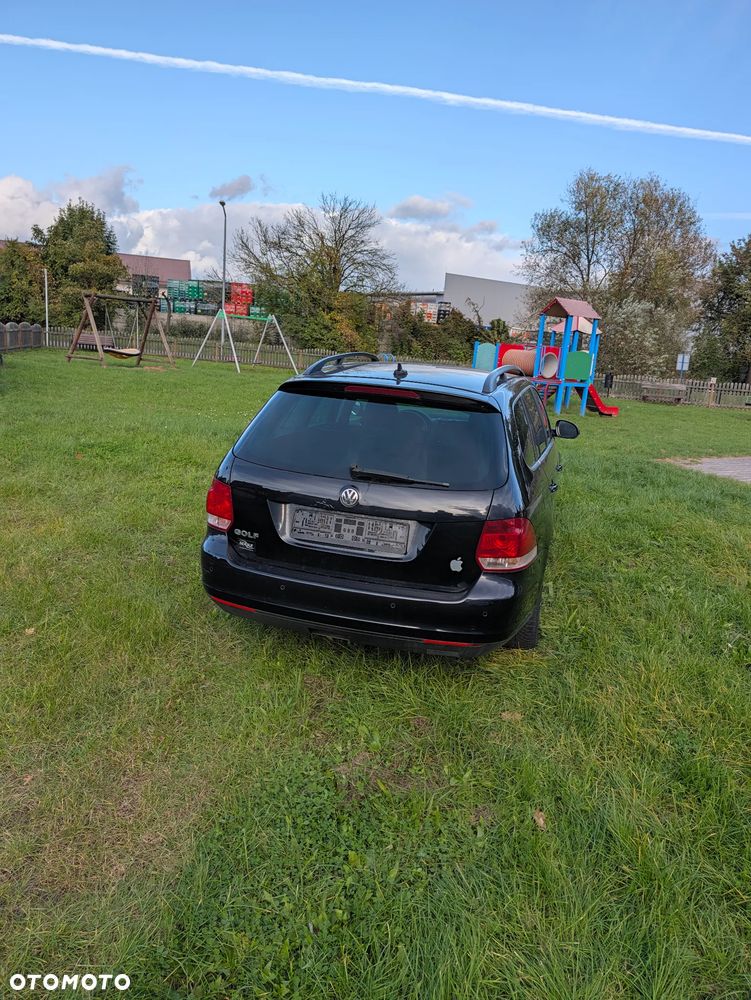 Volkswagen Golf - 10