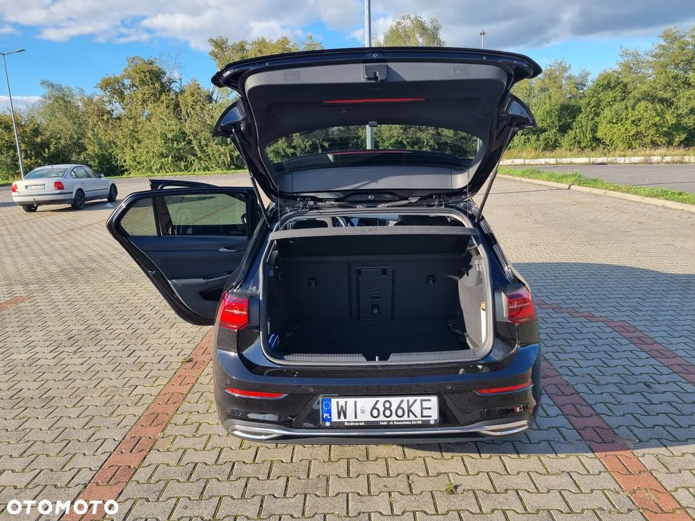 Volkswagen Golf VIII 1.5 eTSI EVO Style DSG - 28