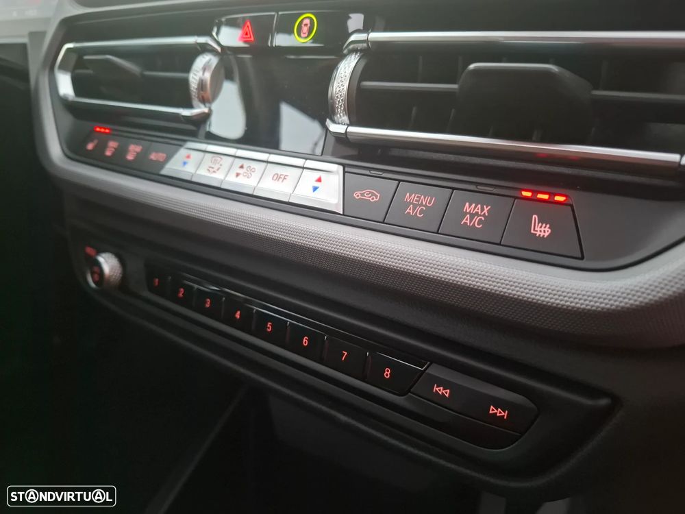 BMW 116 i Line Sport - 16