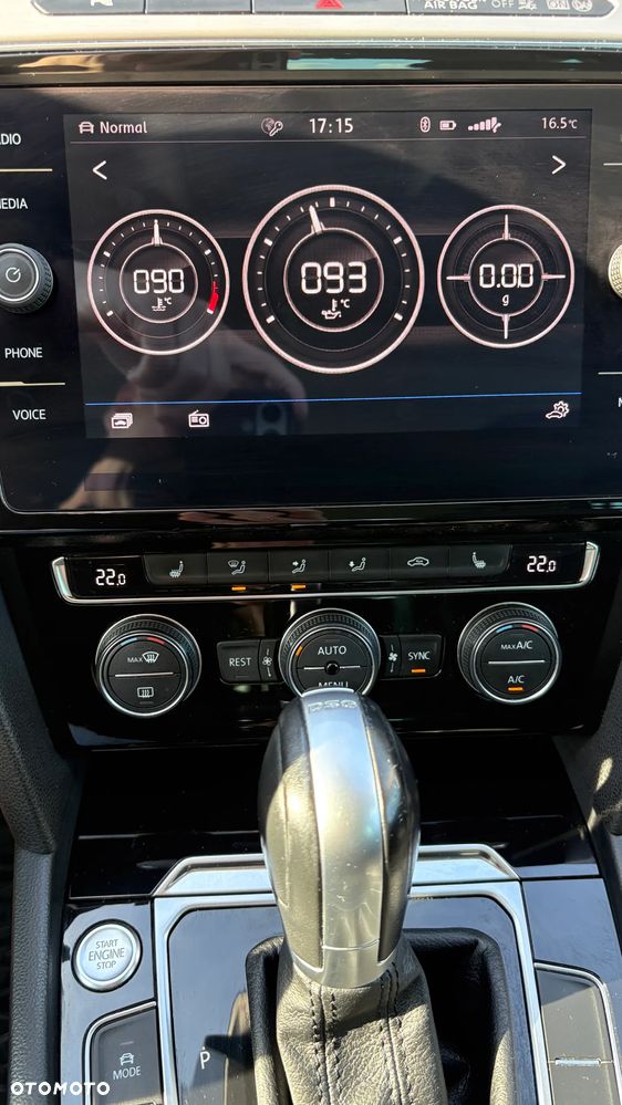 Volkswagen Passat - 13