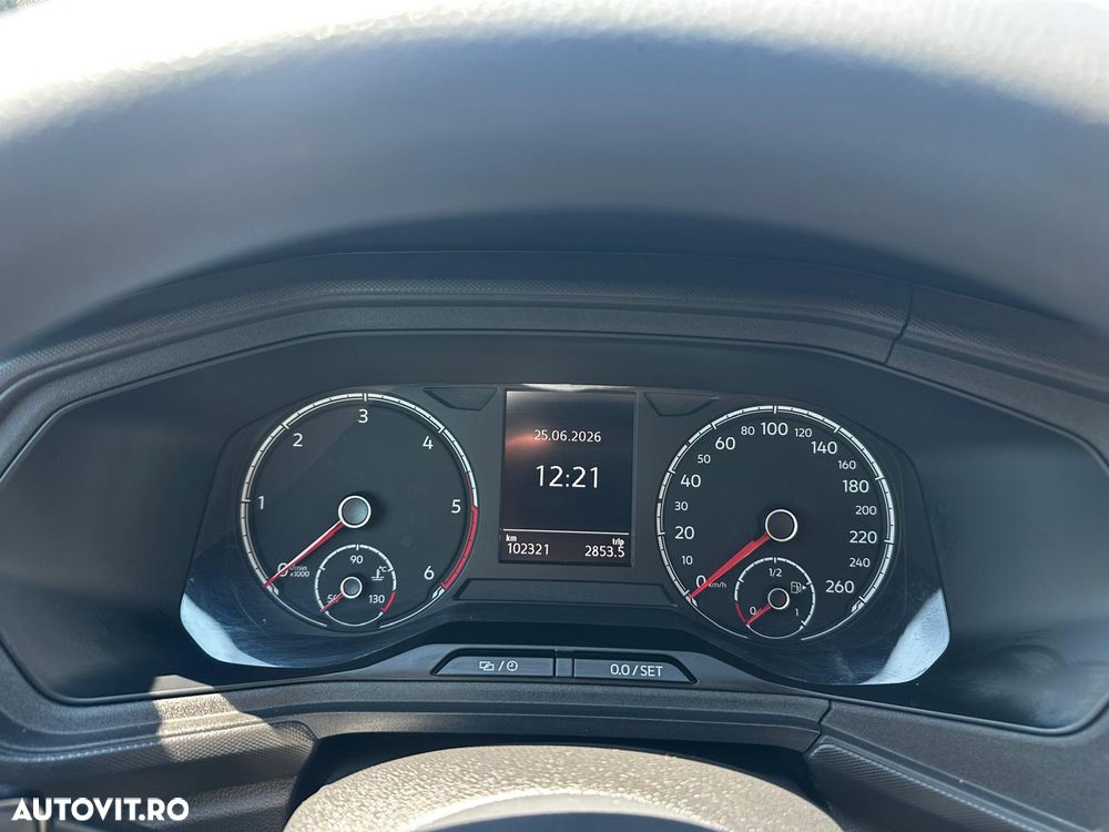 Volkswagen T-Cross - 7