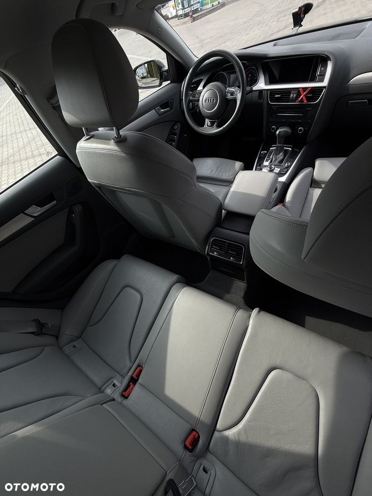 Audi A4 Limousine - 13