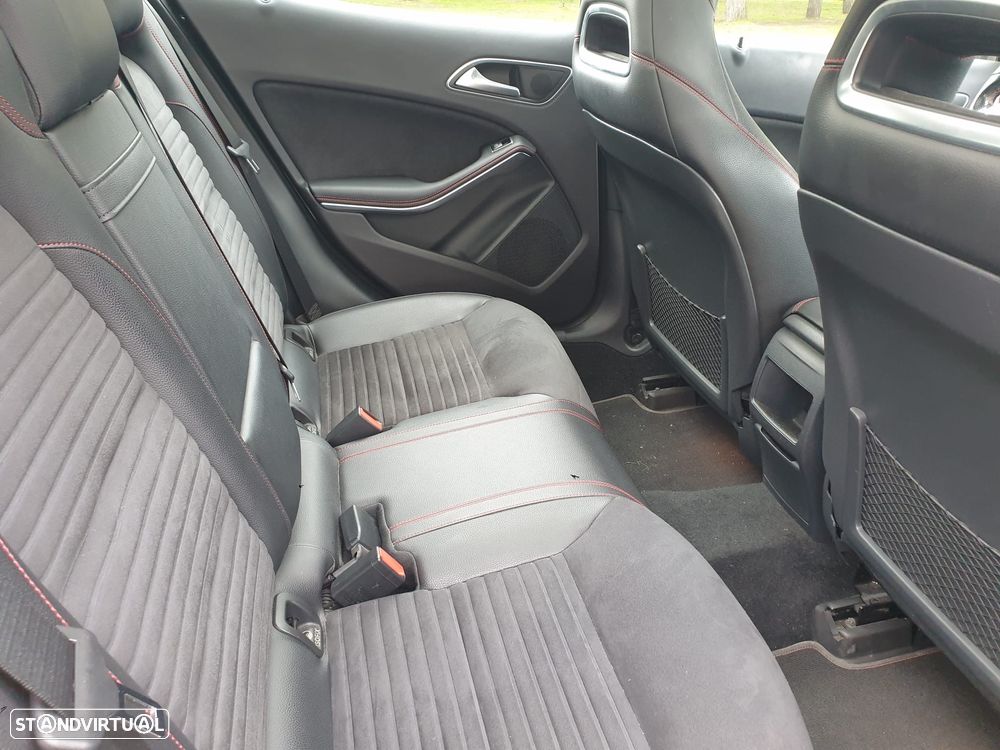 Mercedes-Benz GLA 200 (CDI) d AMG Line - 14