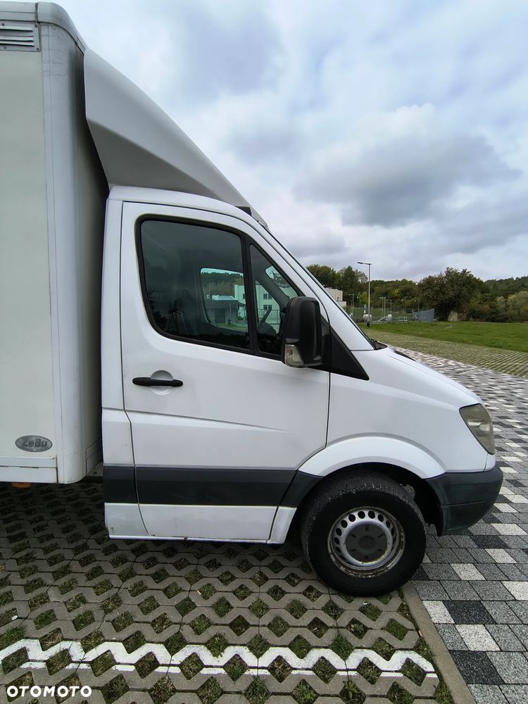 Mercedes-Benz SPRINTER - 6