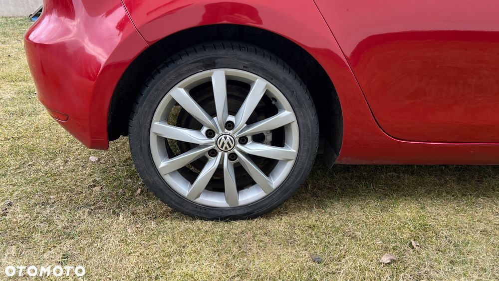 Volkswagen Golf 1.6 TDI DPF BlueMotion - 34