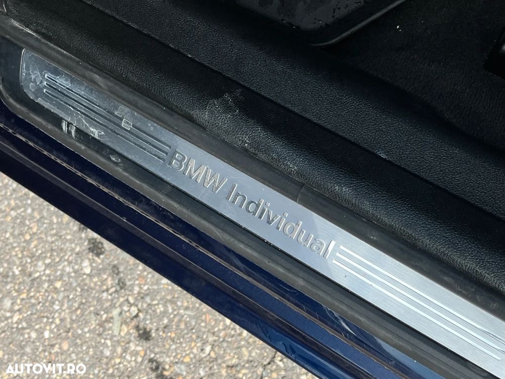 BMW Seria 3 330i xDrive AT - 22