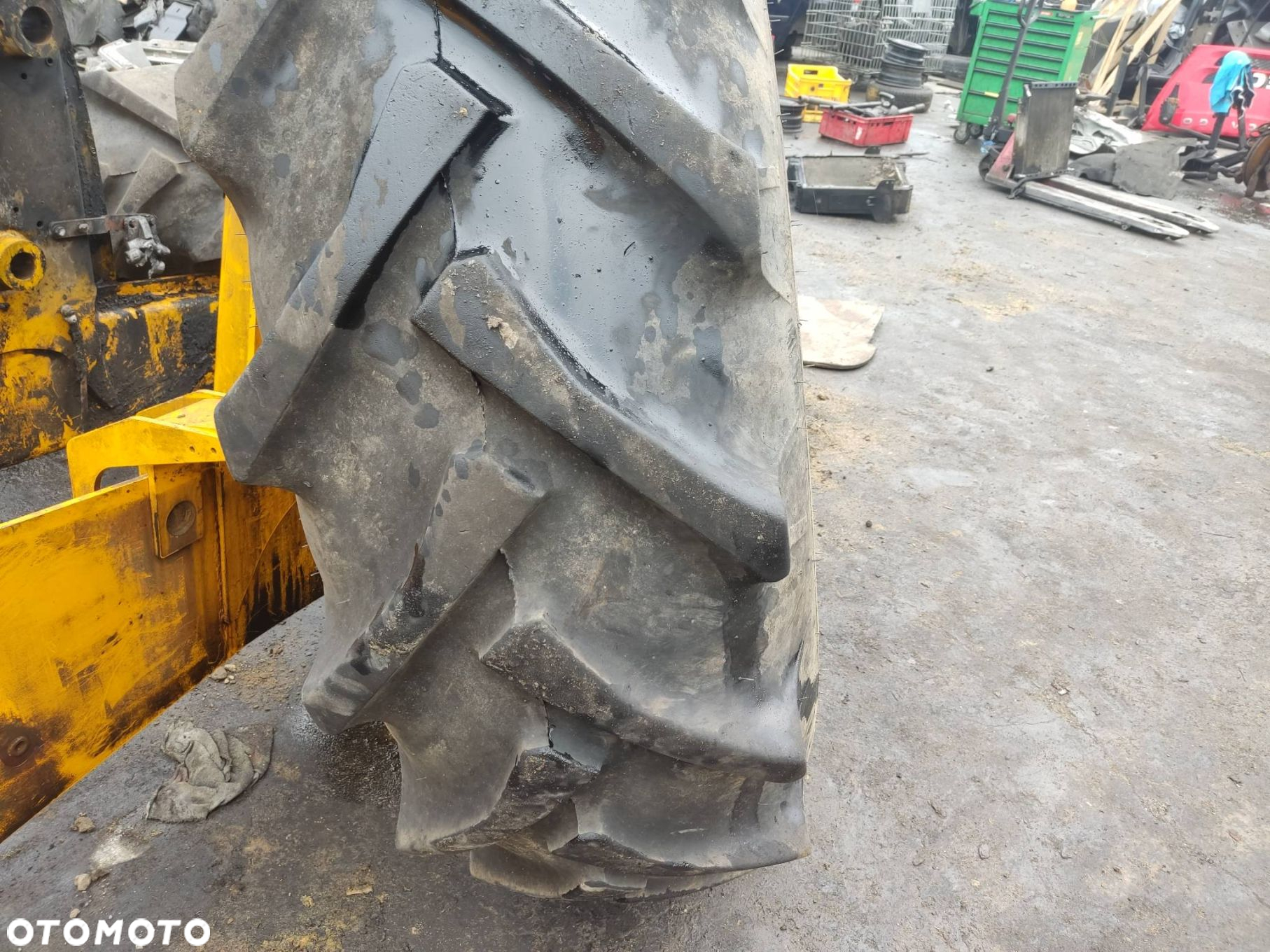 OPONA JCB 3CX ALLIANCE 18.4-30 324 - 3
