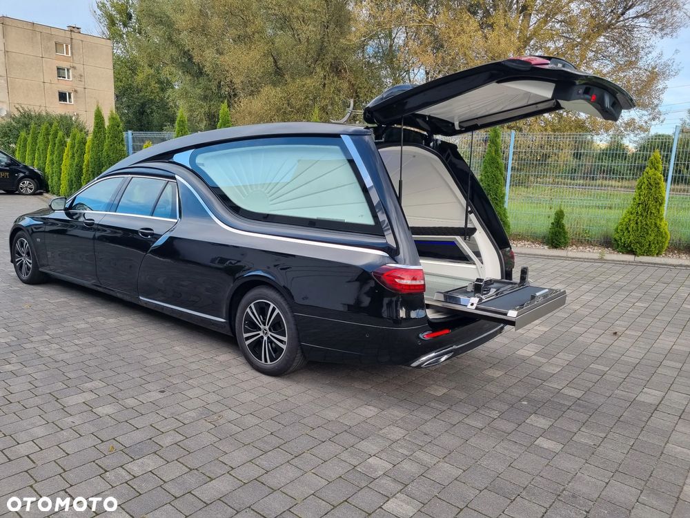 Mercedes-Benz Klasa E 200 d T 9G-TRONIC Avantgarde - 6