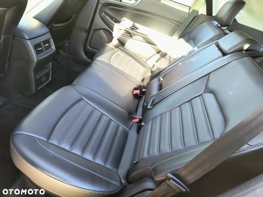 Ford Edge - 17