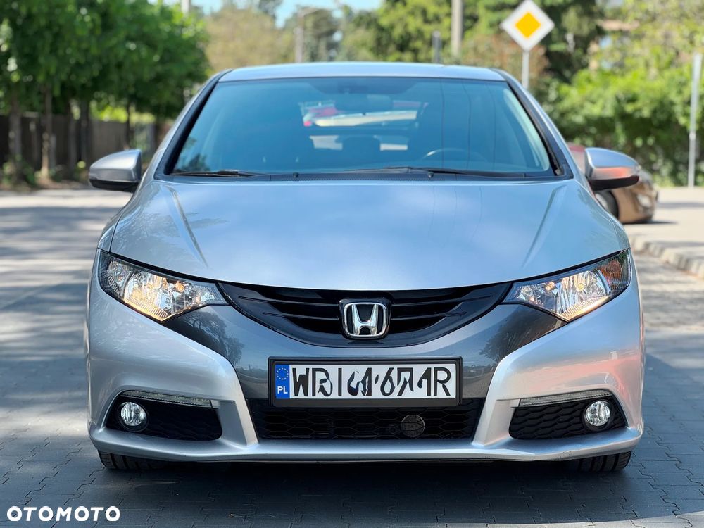 Honda Civic 1.8 Executive NAVI - 9
