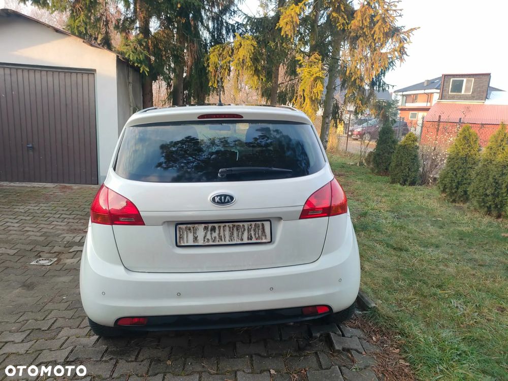 Kia Venga 1.6 CRDi 128 Vision - 4