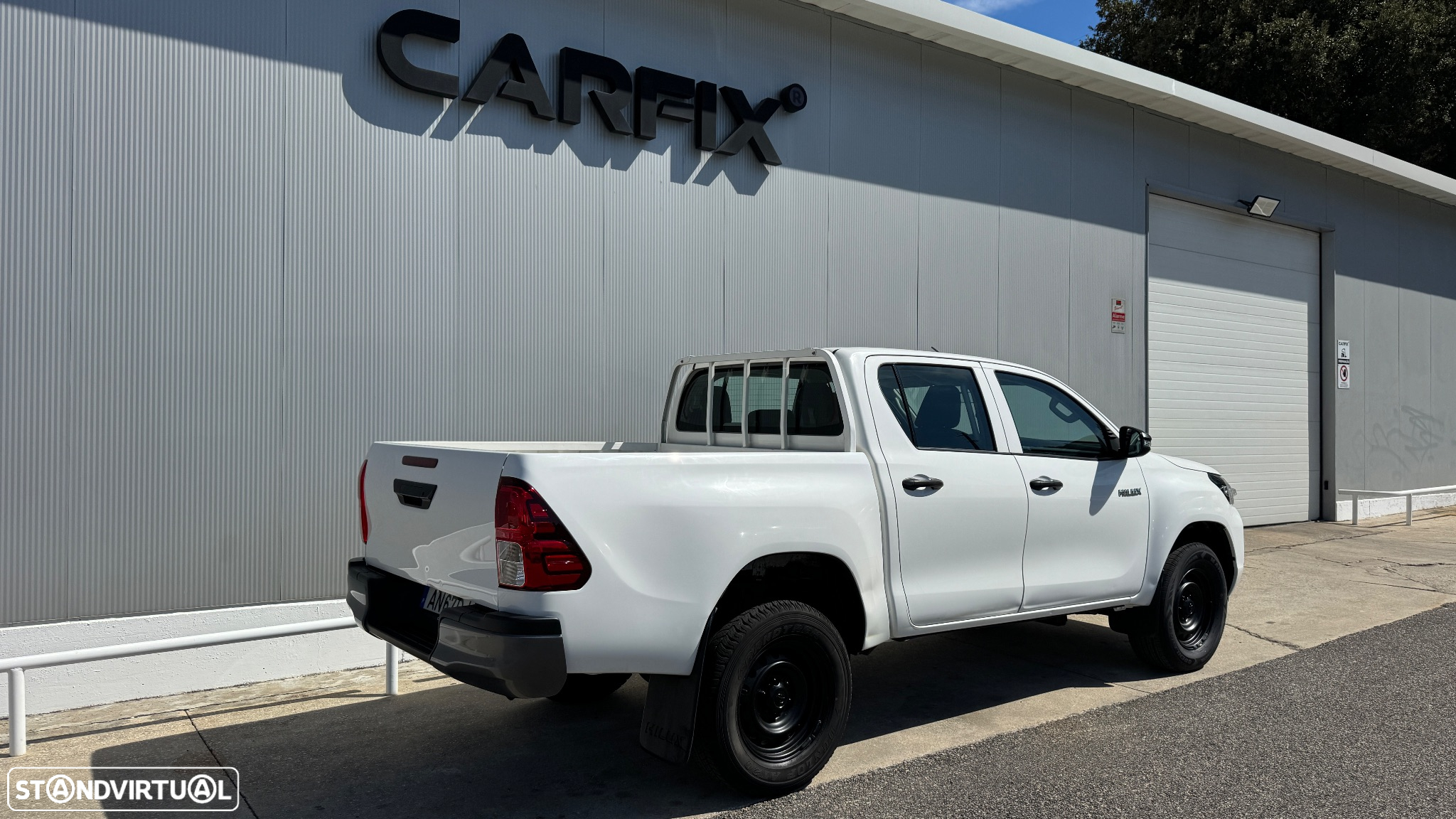 Toyota Hilux 2.4 D-4D 4WD CD CM - 11