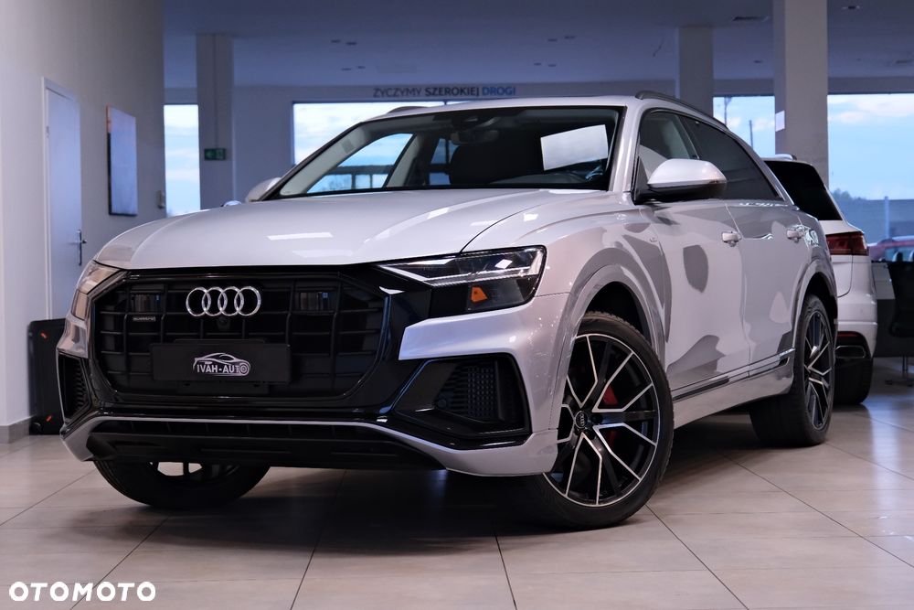 Audi Q8 55 TFSI quattro tiptronic - 14