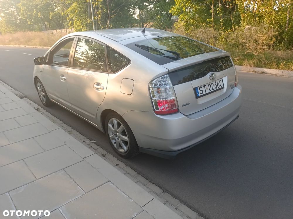 Toyota Prius 1.5 VVT-i Sol (nav) - 5