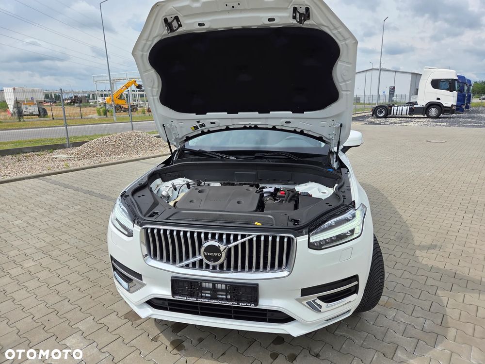 Volvo XC 90 B5 D AWD Plus Bright - 8
