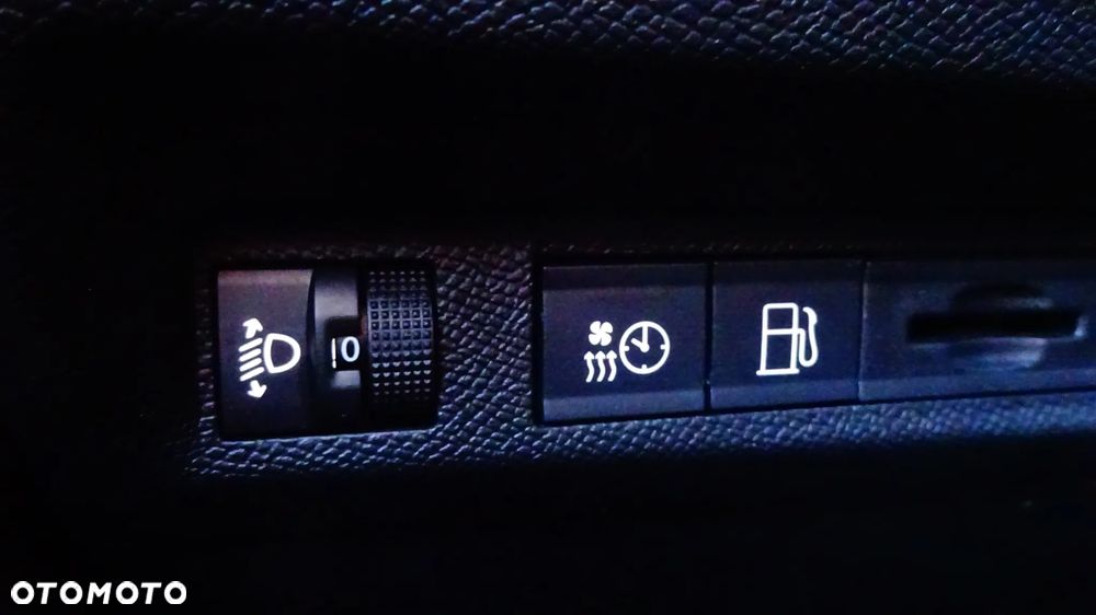 Peugeot 308 1.6 Hybrid PHEV Allure e-DCS7 - 12