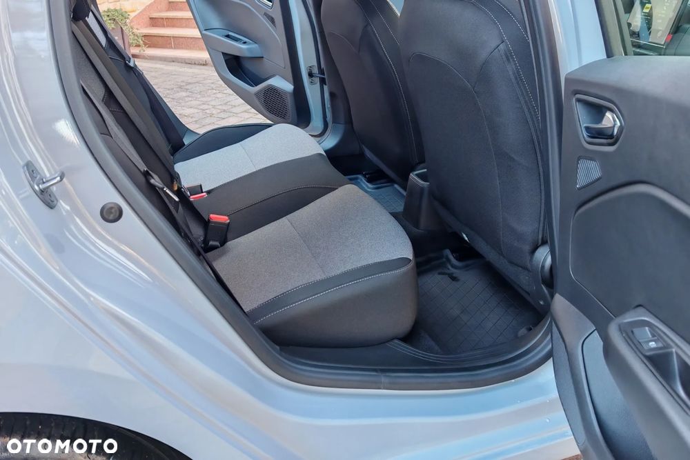 Renault Clio 1.0 TCe Evolution - 11