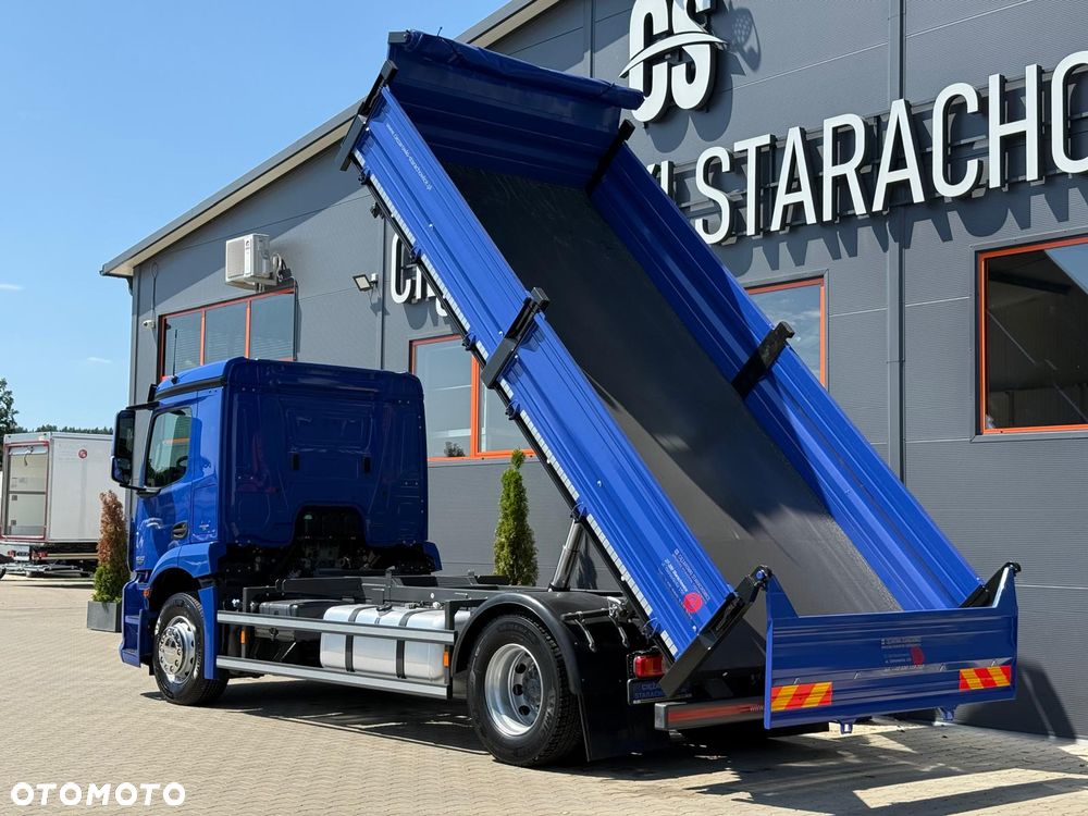 Mercedes-Benz Antos Actros Arocs 1843 // Wywrotka 3 - stronna // Klimatyzacja // Hak do przyczepy // Plandeka osłaniająca ładunek // Blokada mostu // Euro 6 - 4