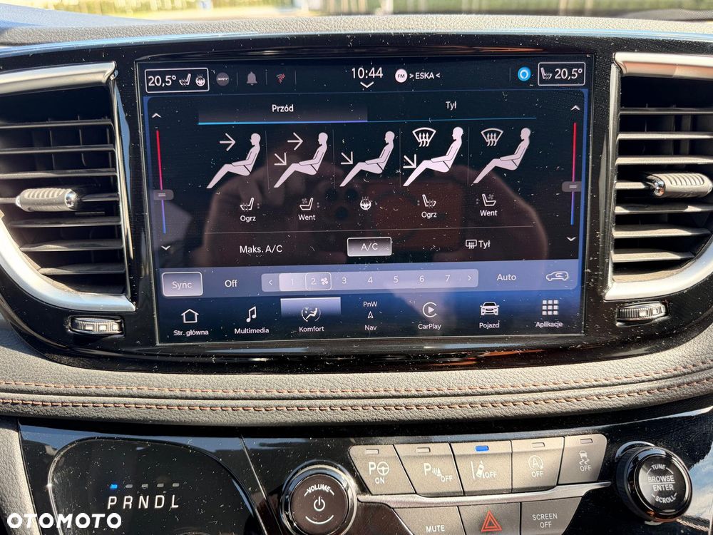 Chrysler Pacifica - 31