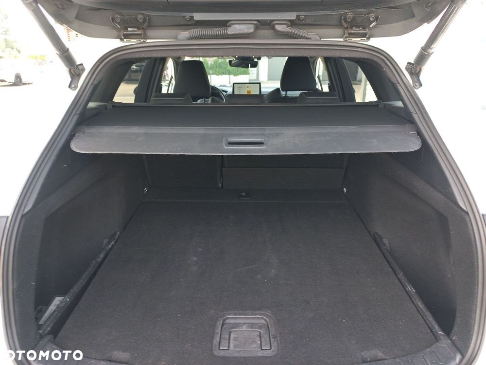 Toyota Corolla 1.8 Hybrid Style - 11