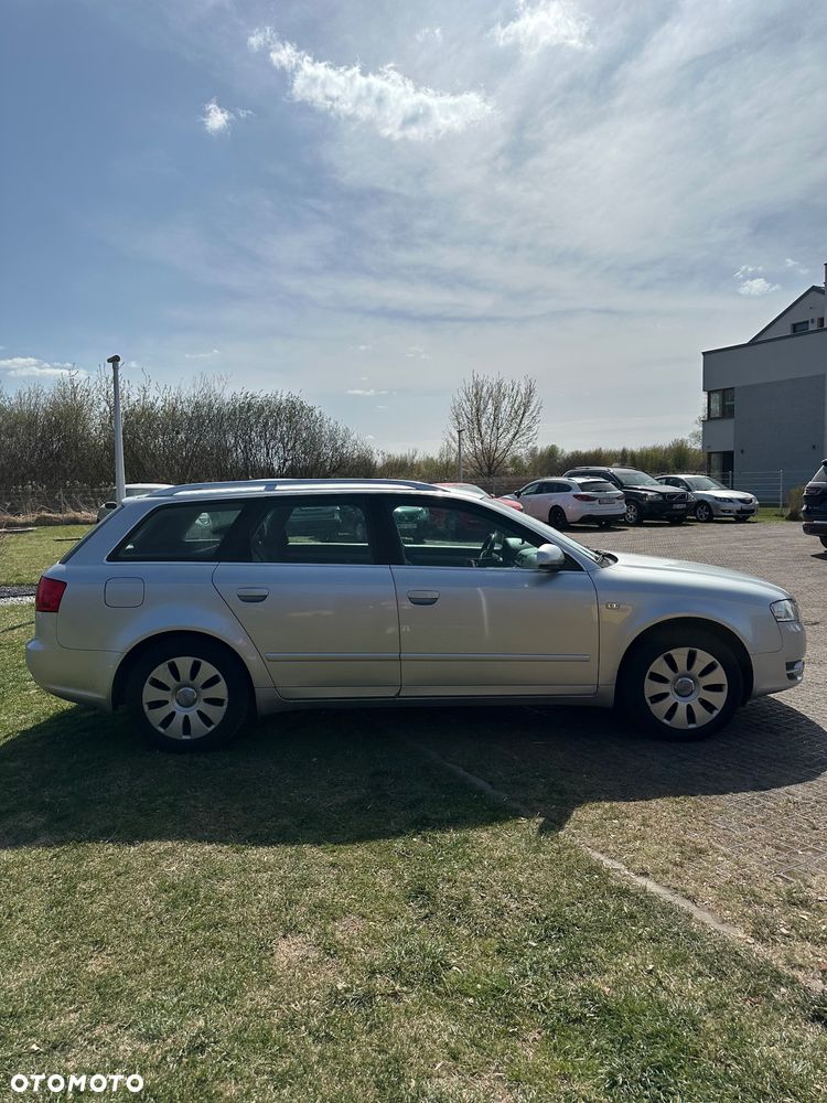Audi A4 Avant 2.0 TDI DPF quattro - 8