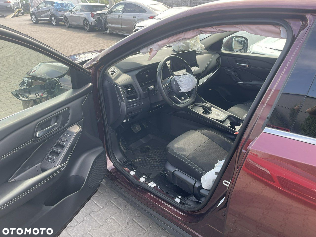 Nissan Qashqai 1.3 DIG-T 4x4 MHEV Xtronic N-Connecta - 3