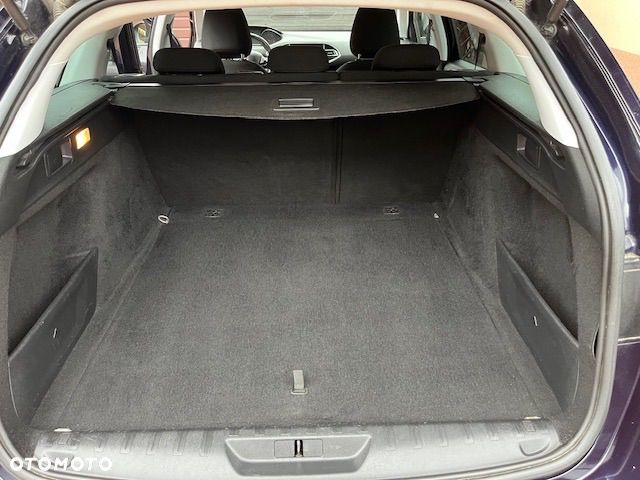 Peugeot 308 1.6 BlueHDi Business Line S&S - 19