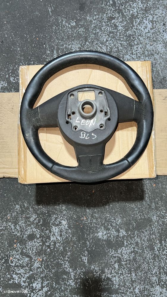Volante Seat Leon - 2
