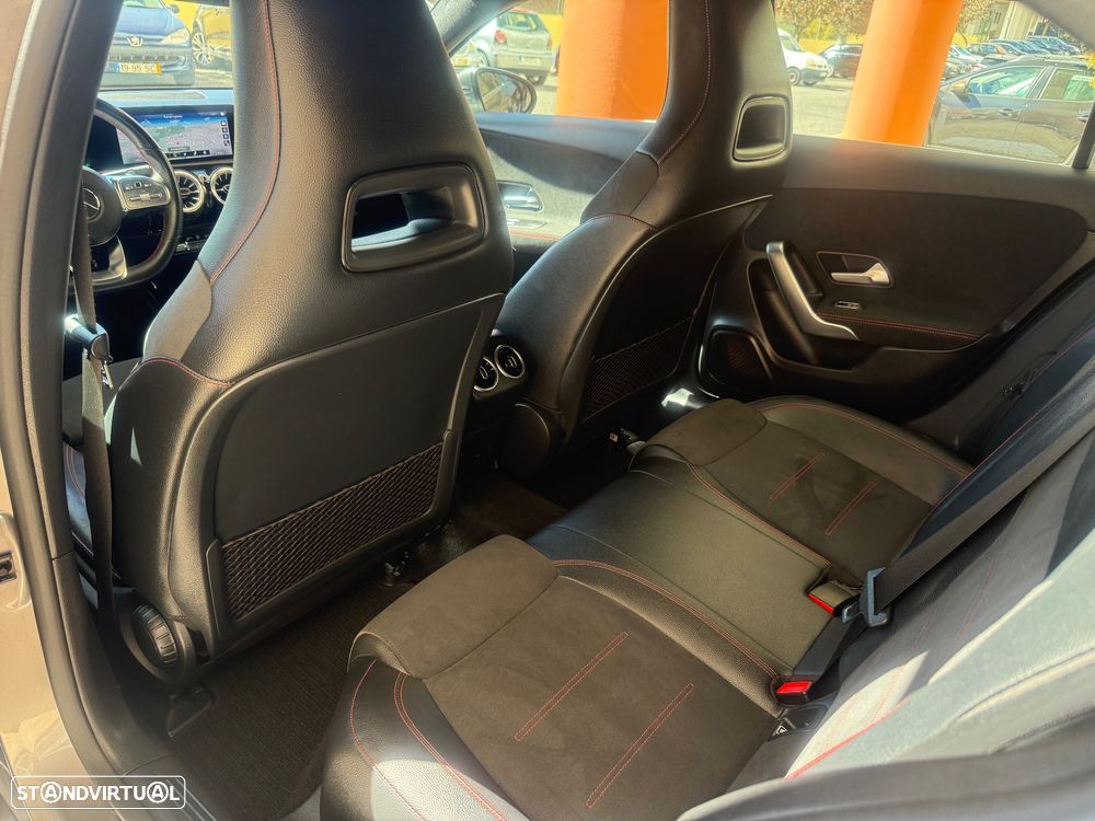 Mercedes-Benz A 180 d AMG Line Aut. - 33