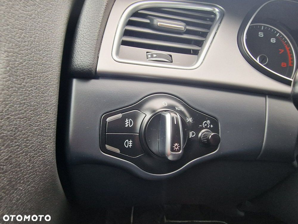 Audi A4 Limousine 1.8 TFSI Ambiente - 32
