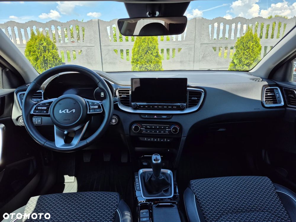 Kia XCeed 1.5 T-GDI Business Line - 8