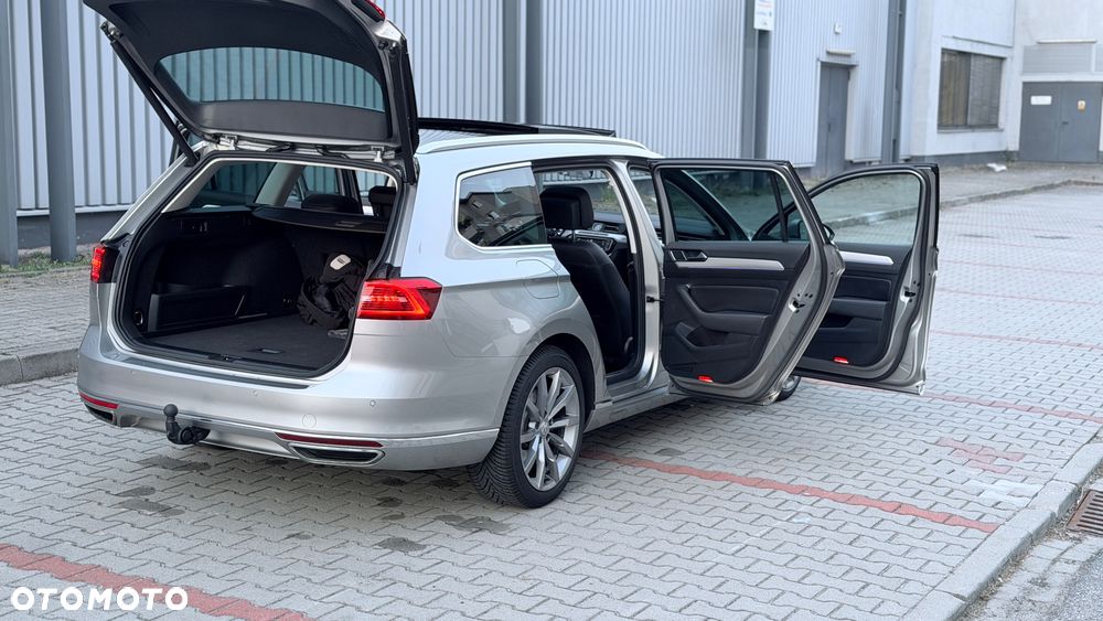 Volkswagen Passat - 22