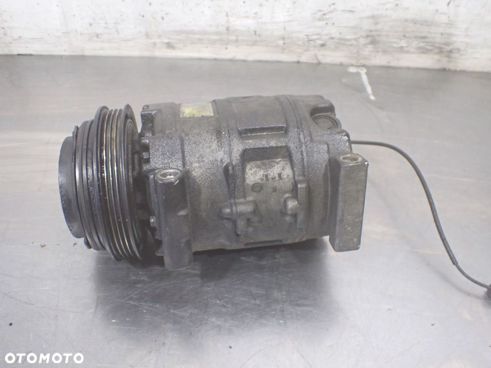 SPRĘŻARKA KLIMATYZACJI AUDI A6 C5 2.5 - 3