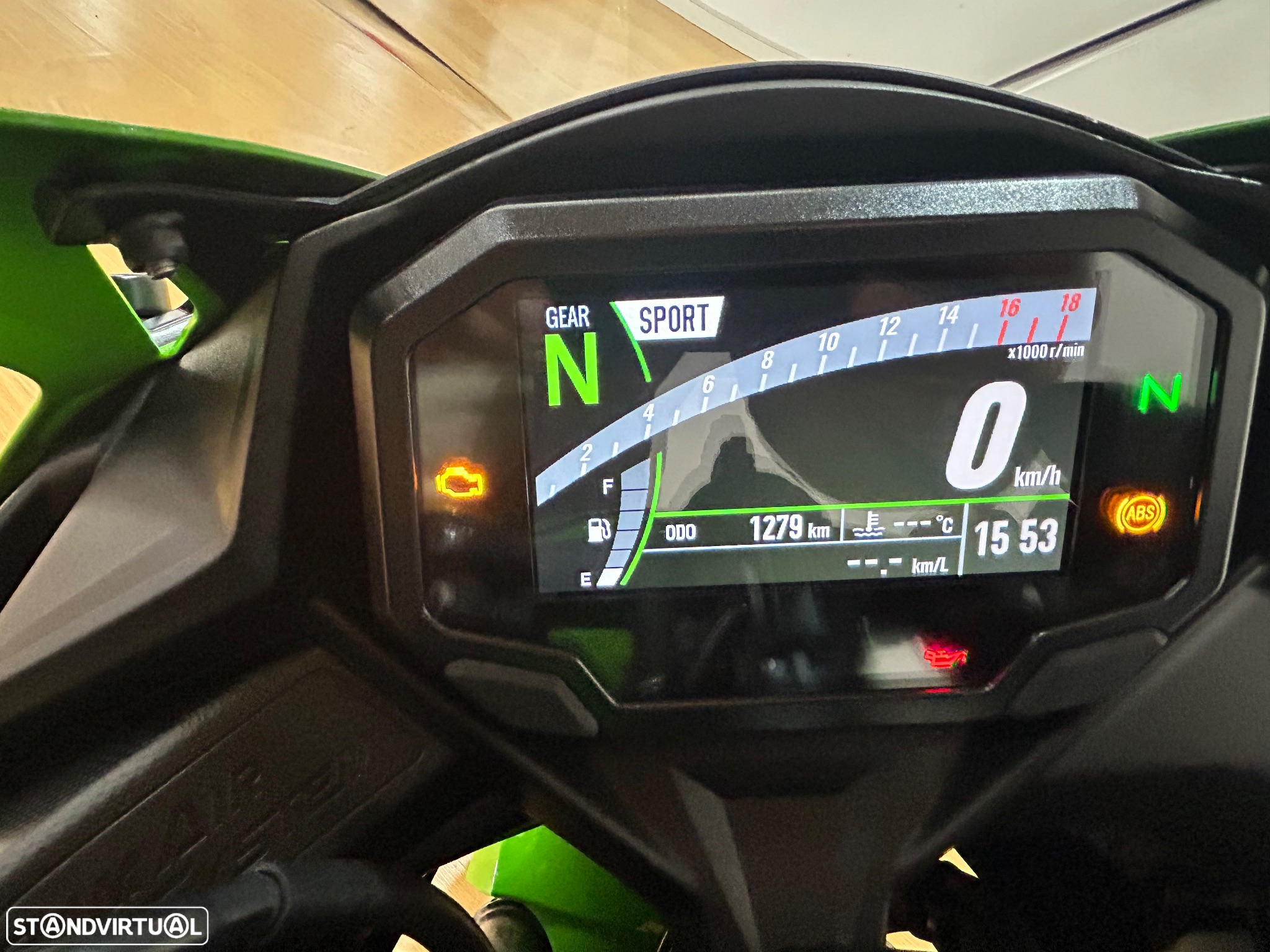Kawasaki Ninja ZX-4RR - 6